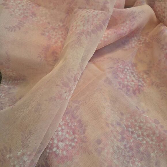 Fabric, Pink, Purple & White Floral Polyester Organza 45" x 3 yds - Picture 1 of 6